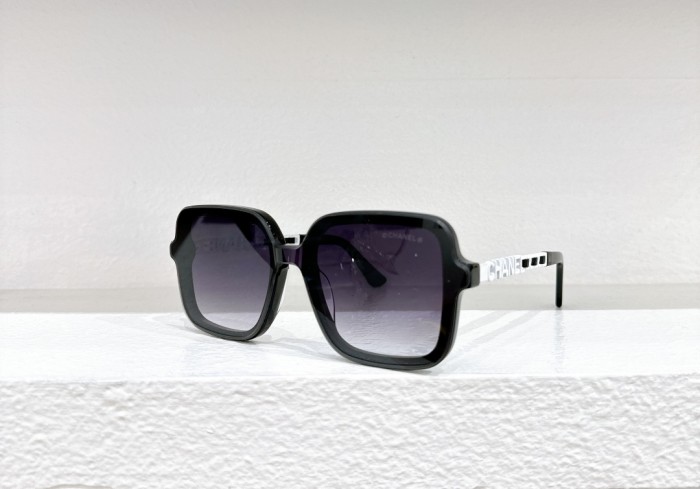 Chanel Sunglasses A95071 SM041
