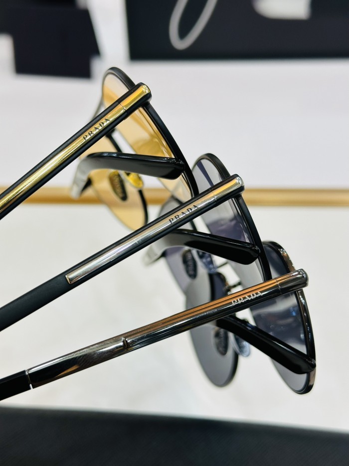 Prada Sunglasses PRA54S SM021