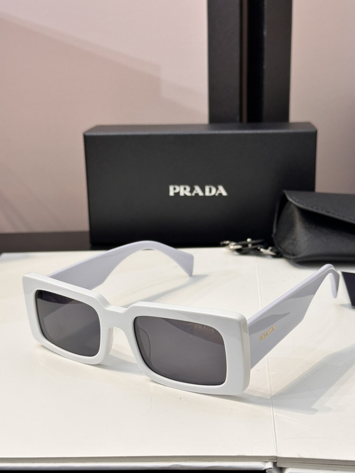Prada Sunglasses PRA07S SM031