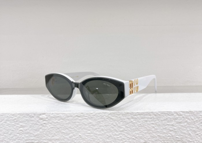 Miu Miu Sunglasses MU 91AV SM041