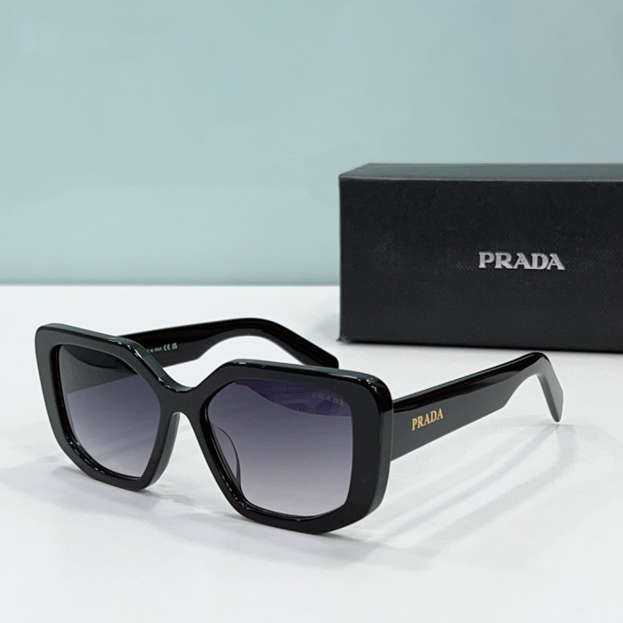 Prada Sunglasses PRA04V SM021