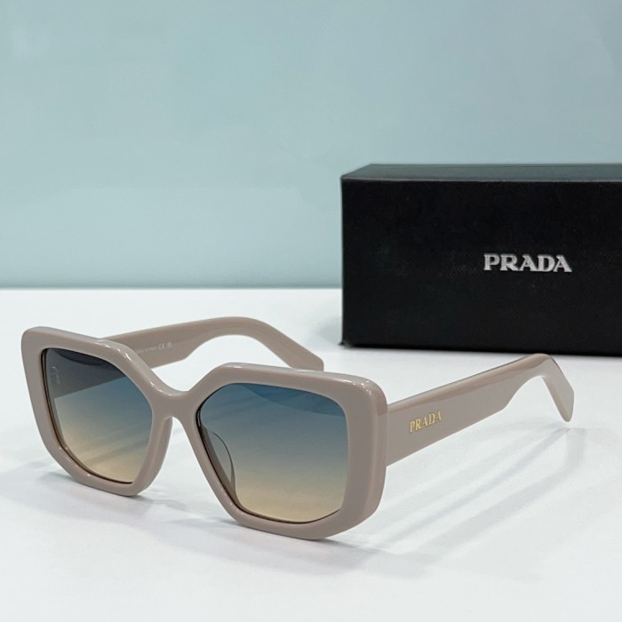 Prada Sunglasses PRA04V SM021