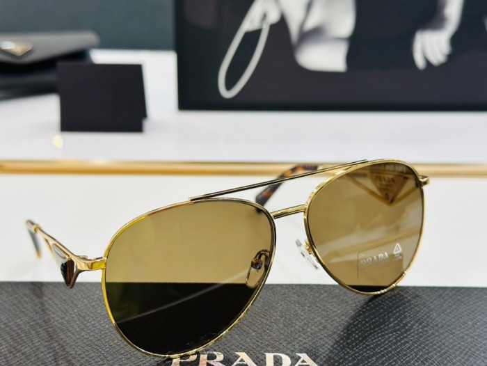 Prada Sunglasses SPR73Z SM021