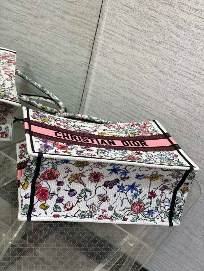 High quality Medium Dior Book Tote 1296 LM032 36cm