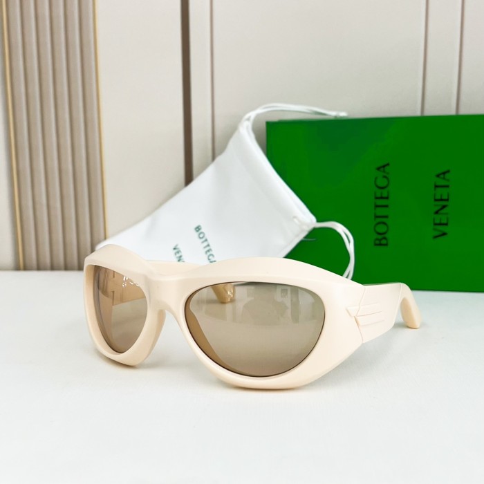 Bottega Veneta Sunglasses BV1087S SM051