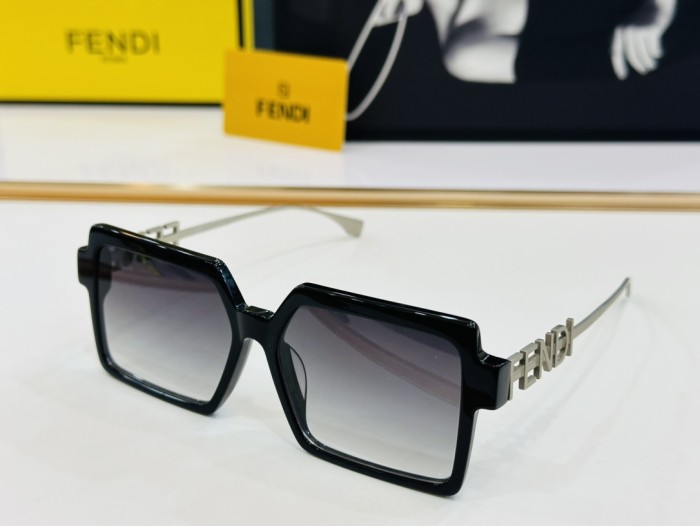 Fendi Sunglasses FF0796 SM051