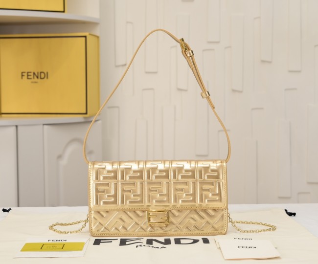 Fendi Baguette Bag 6611 LM061 21cm