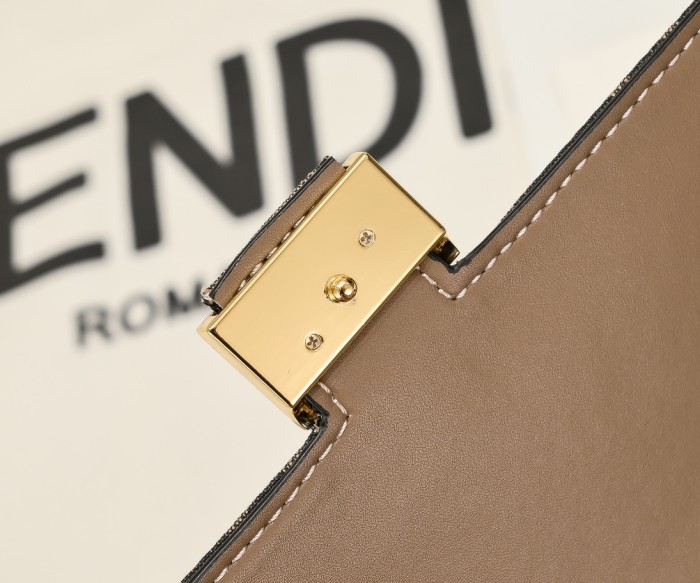 Fendi Baguette Bag 6611 LM061 21cm