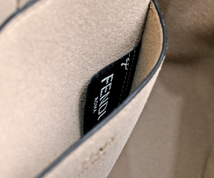 Fendi C‘mon Bag 6652 LM032 25cm