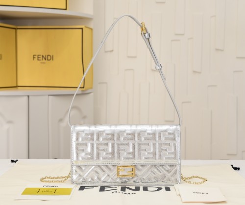 Fendi Baguette Bag 6611 LM061 21cm