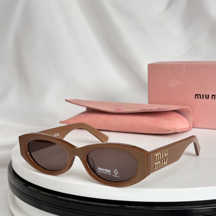Miu Miu Sunglasses SMU11S SM061