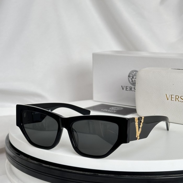 Versace Sunglasses VE4383 SM021