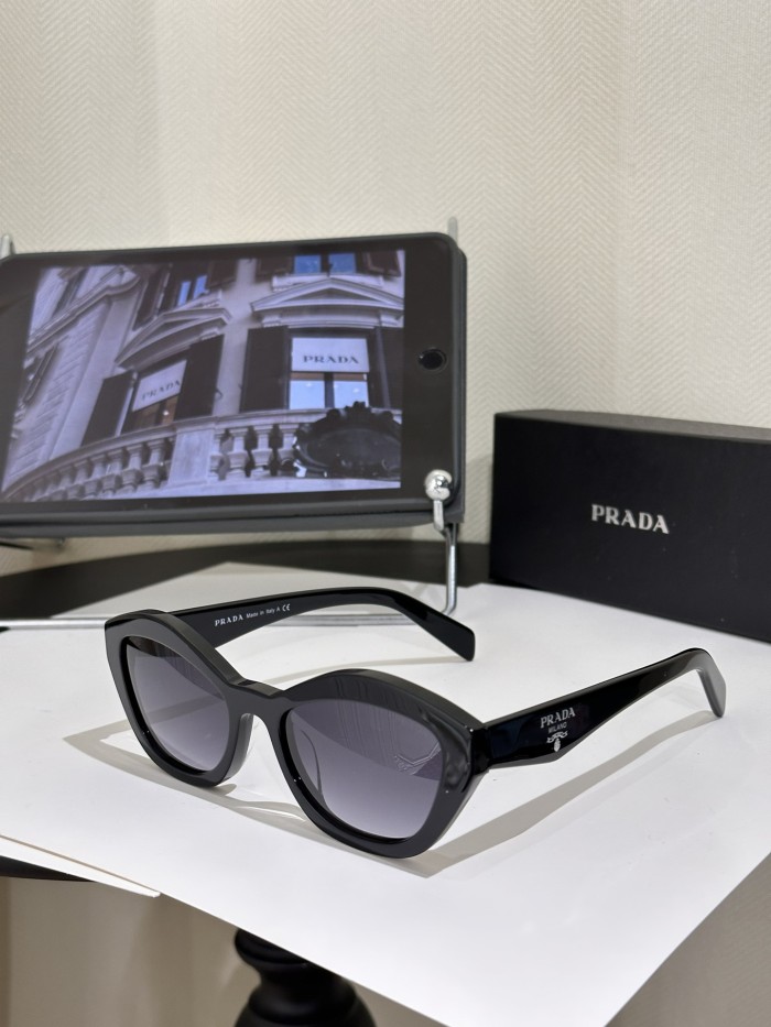 Prada Sunglasses SPRA02S SM031