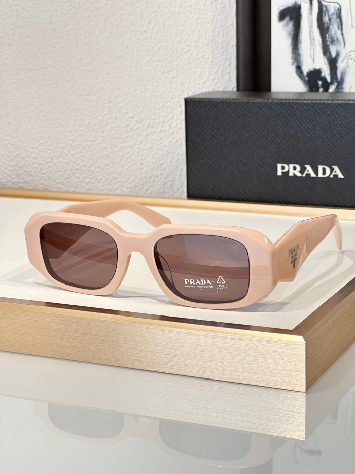 Prada Sunglasses SPR17w SM051