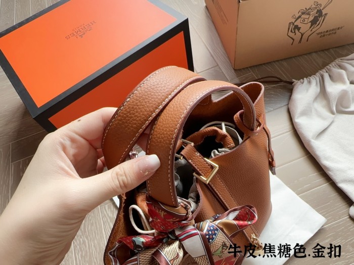 Hermes Picotin Lock 18 Tote DB591 18cm