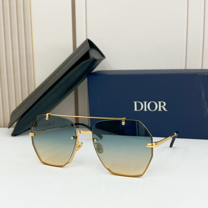 Dior Sunglasses CD7826 SM051