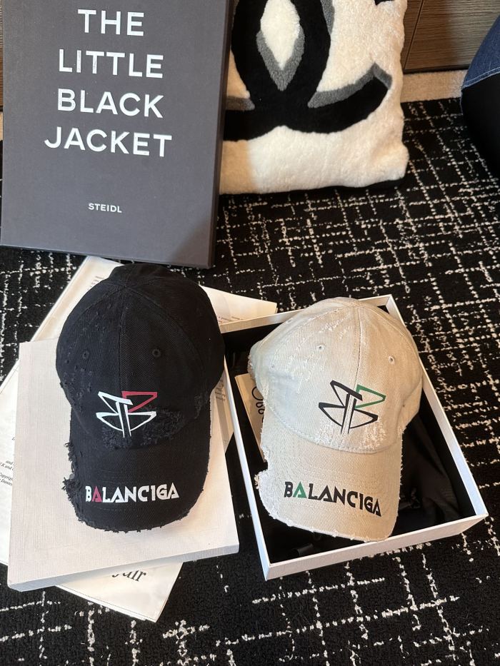 Balenciaga Baseball caps 007