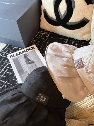 Loewe Hats 001