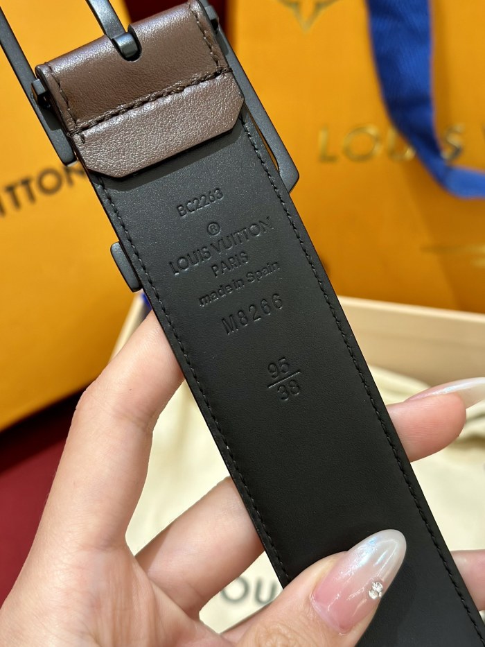 LV Belt 038 3.5cm