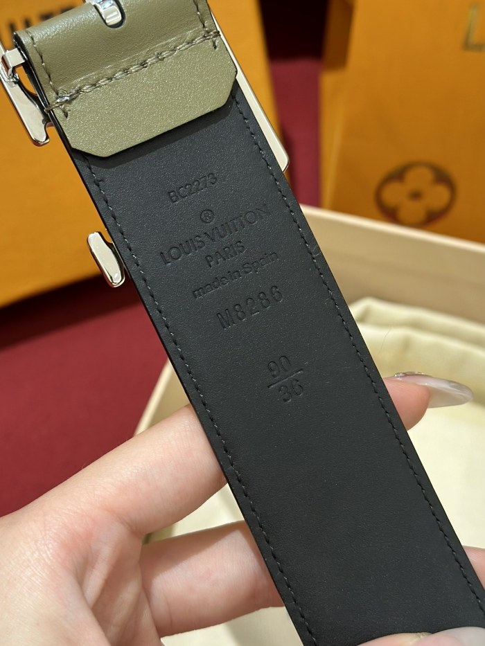 LV Belt 037 3.5cm