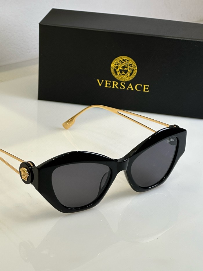 Versace Sunglasses VE6753 SM051