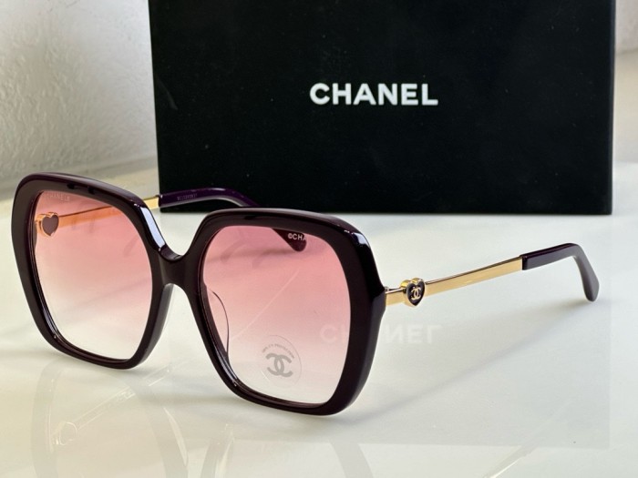 Chanel Sunglasses CH5521 SM051