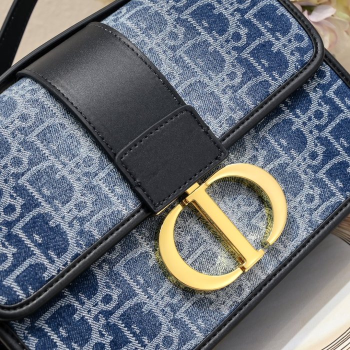Dior 30 Montaigne Bag 1001 LM581 24cm
