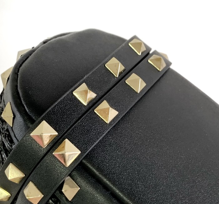 Valentino Rockstud Bucket Bag 5035 MTX571 18cm