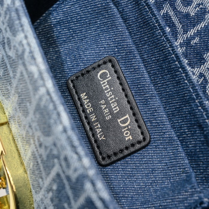 Dior 30 Montaigne Bag 1009 LM581 17.5cm