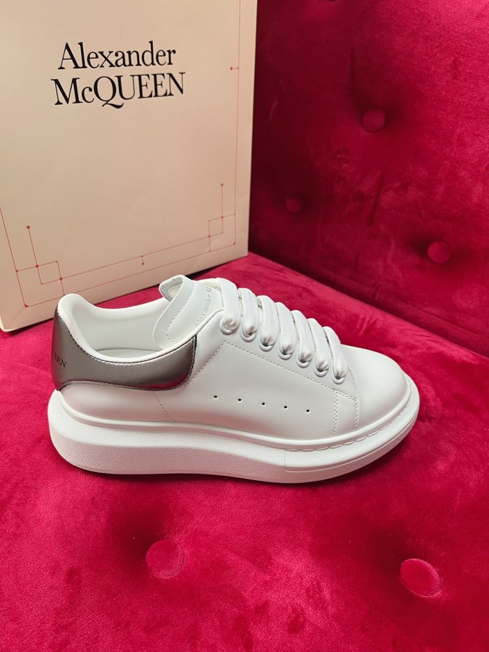 Alexander McQUEEN shoes 015 XM092