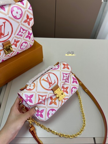 LV Pochette Métis East West 021 DB051 21.5cm