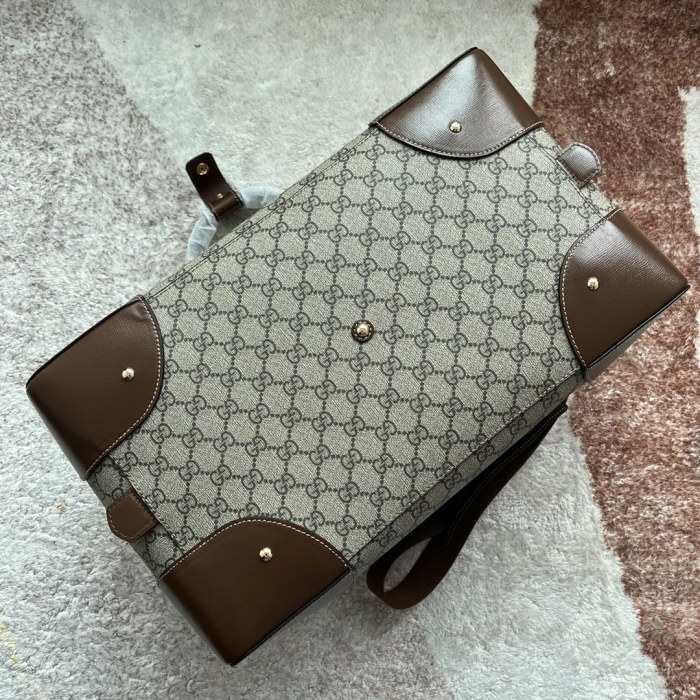 Gucci Travel bag 696014 LM002 42cm