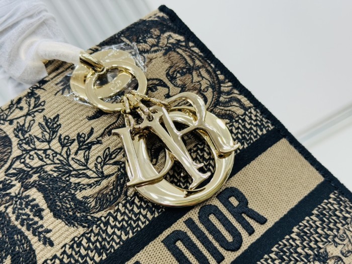 High quality Dior Medium Lady D-Lite Bag 9920 LM003 24cm