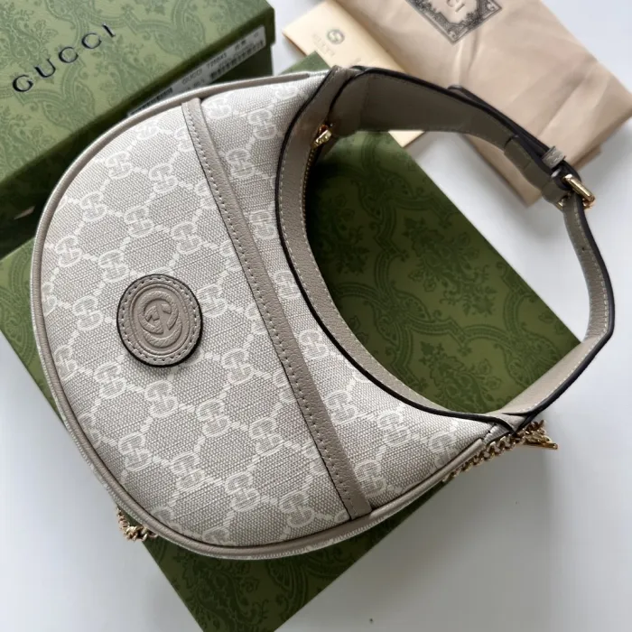 Gucci HALF-MOON-SHAPED MINI BAG 726843 LM001 22cm