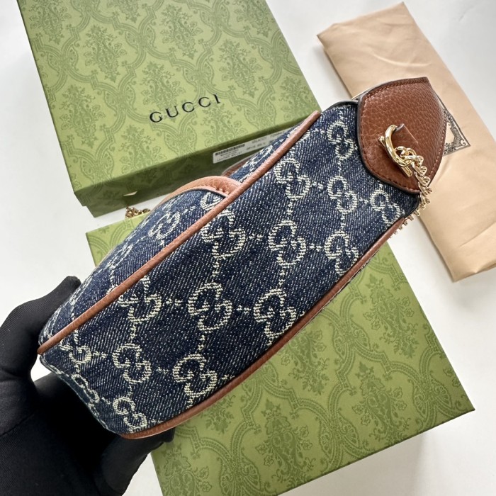 Gucci HALF-MOON-SHAPED MINI BAG 726843 LM001 22cm
