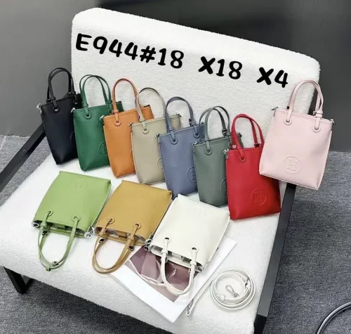 Hermes Shoulder Bag E944 LM061 18cm
