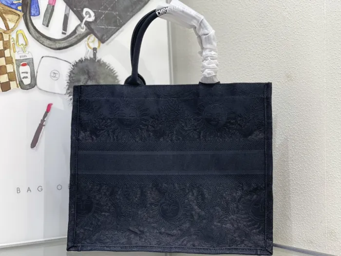 High quality Dior Book Tote 8834 LM042062 36-42cm