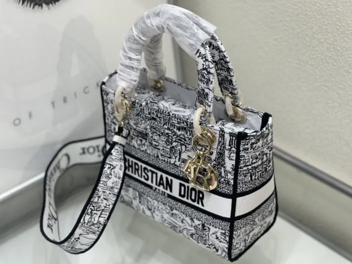 High quality Dior Medium Lady D-Lite Bag 9920 LM003 24cm
