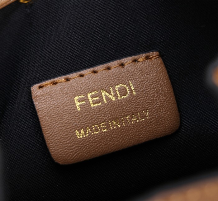 FENDI Mon Tresor Bucket Bag 8801-6 LM541 12cm