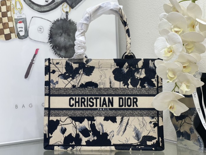 High quality Dior Book Tote 8834 LM042062 36-42cm