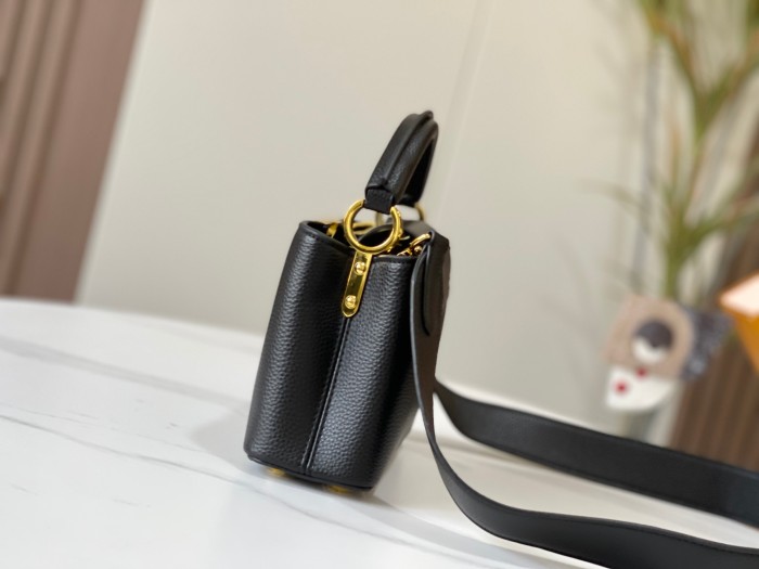 LV Capucines Bag M56071 LM091 21cm