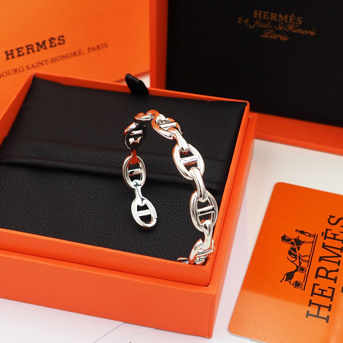 Hermes Bracelets 004