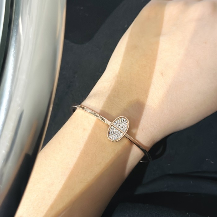 Hermes Bracelets 005