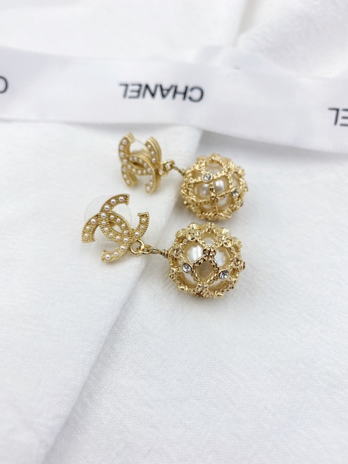 Chanel Earring 040