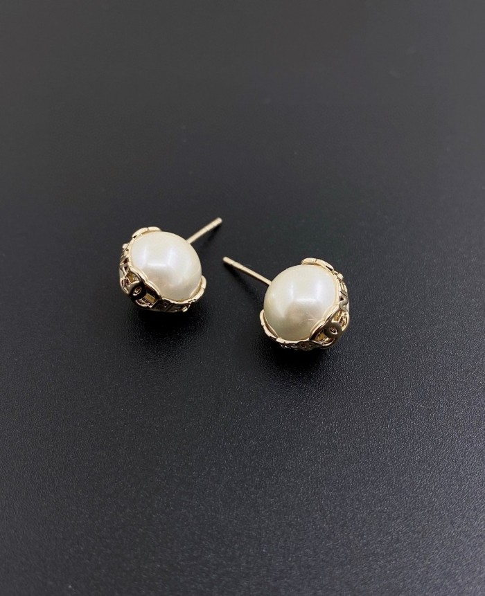 Chanel Earring 022