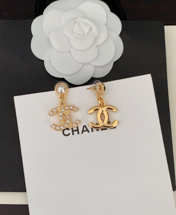 Chanel Earring 037