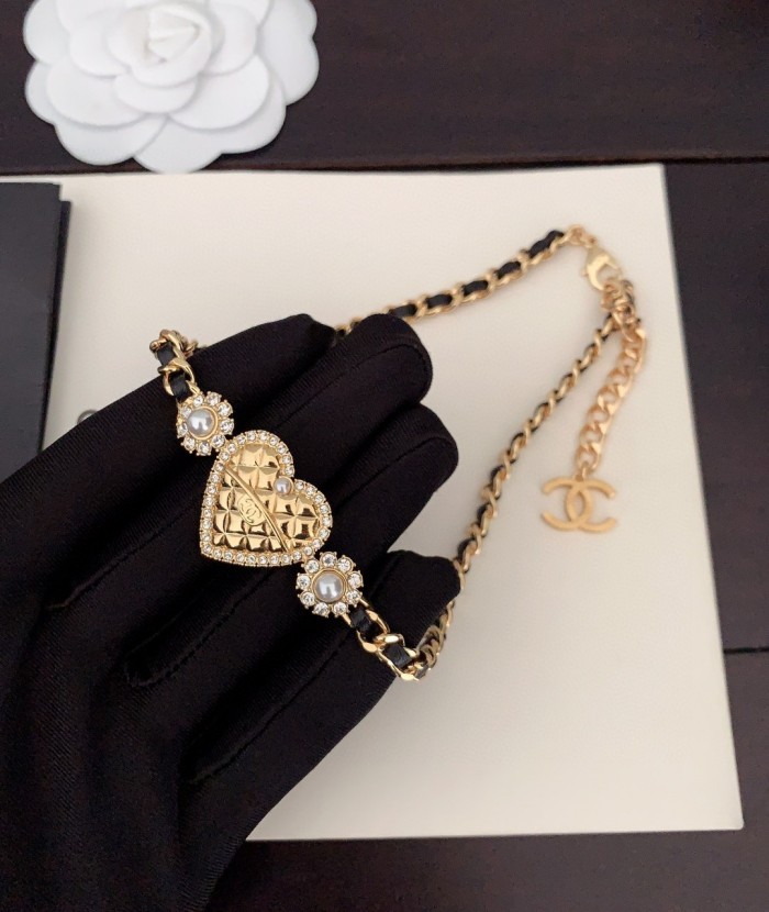 Chanel Necklace 018