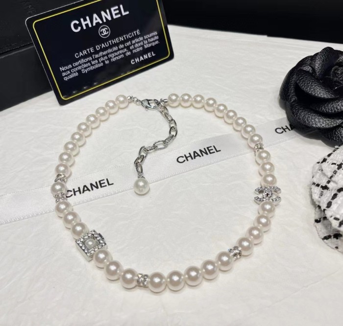 Chanel Necklace 030