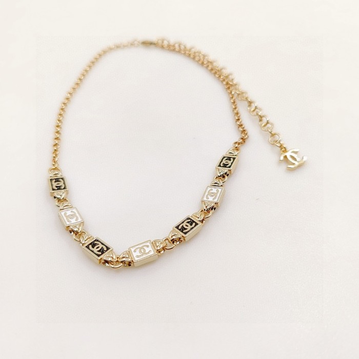 Chanel Necklace 025