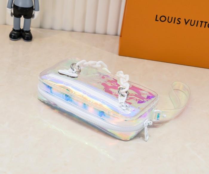 LV Shoulder Bag M44458 LM051 22cm